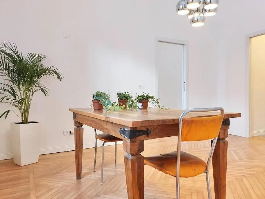 Bnbutler - Guercino, 8 - Renovated Design Apartment 밀라노 이탈리아