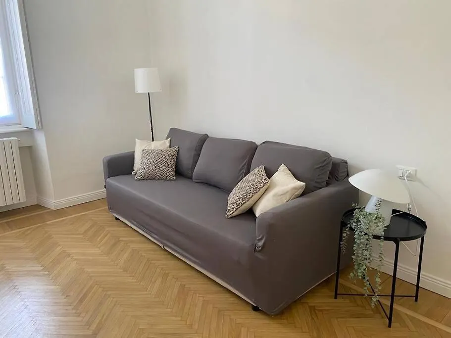 Bnbutler - Guercino, 8 - Renovated Design Apartment 밀라노